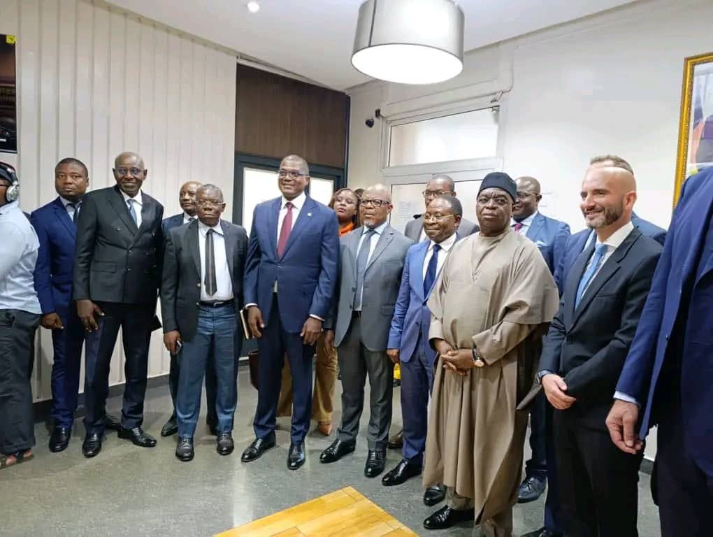 Rachat de l'entreprise ENEO